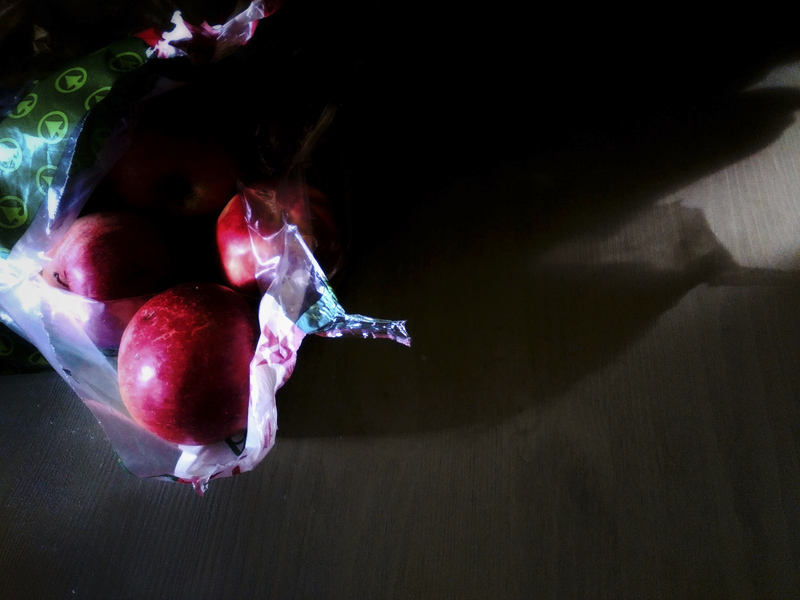 365/237 - Elhagyatott almák