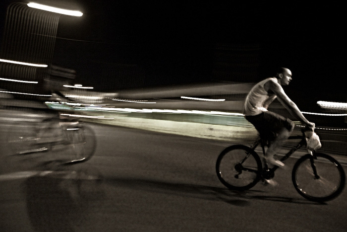 Bicikli fény sebesség